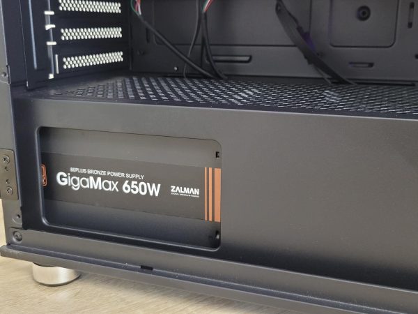Gigabyte i5-11400F RX5700 XT 16GB 1TB