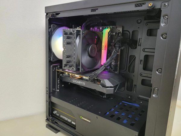 Intel i5-10400F GTX1660s 16GB 500GB 550W