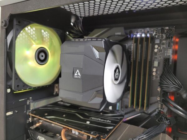 MSI Z390 i5-9600K RX6600 16GB 1TB 700W