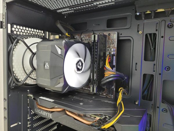 MSI i5-8500 RTX2060s 16GB 256GB 600W