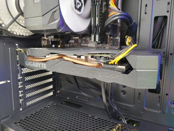 MSI i5-8500 RTX2060s 16GB 256GB 600W