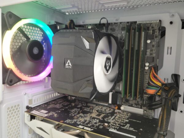 Intel i5-7500 GTX1060 16GB 128GB 2TB 500W
