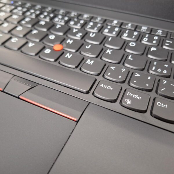 Lenovo ThinkPad T480s i5-8350U 16GB 512GB NVMe